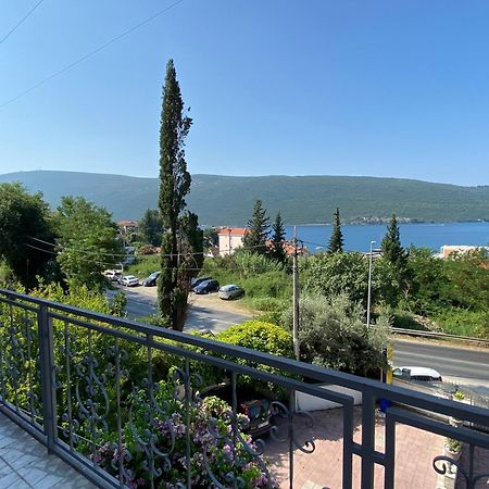 Vila Corovic Kumbor Exteriör bild