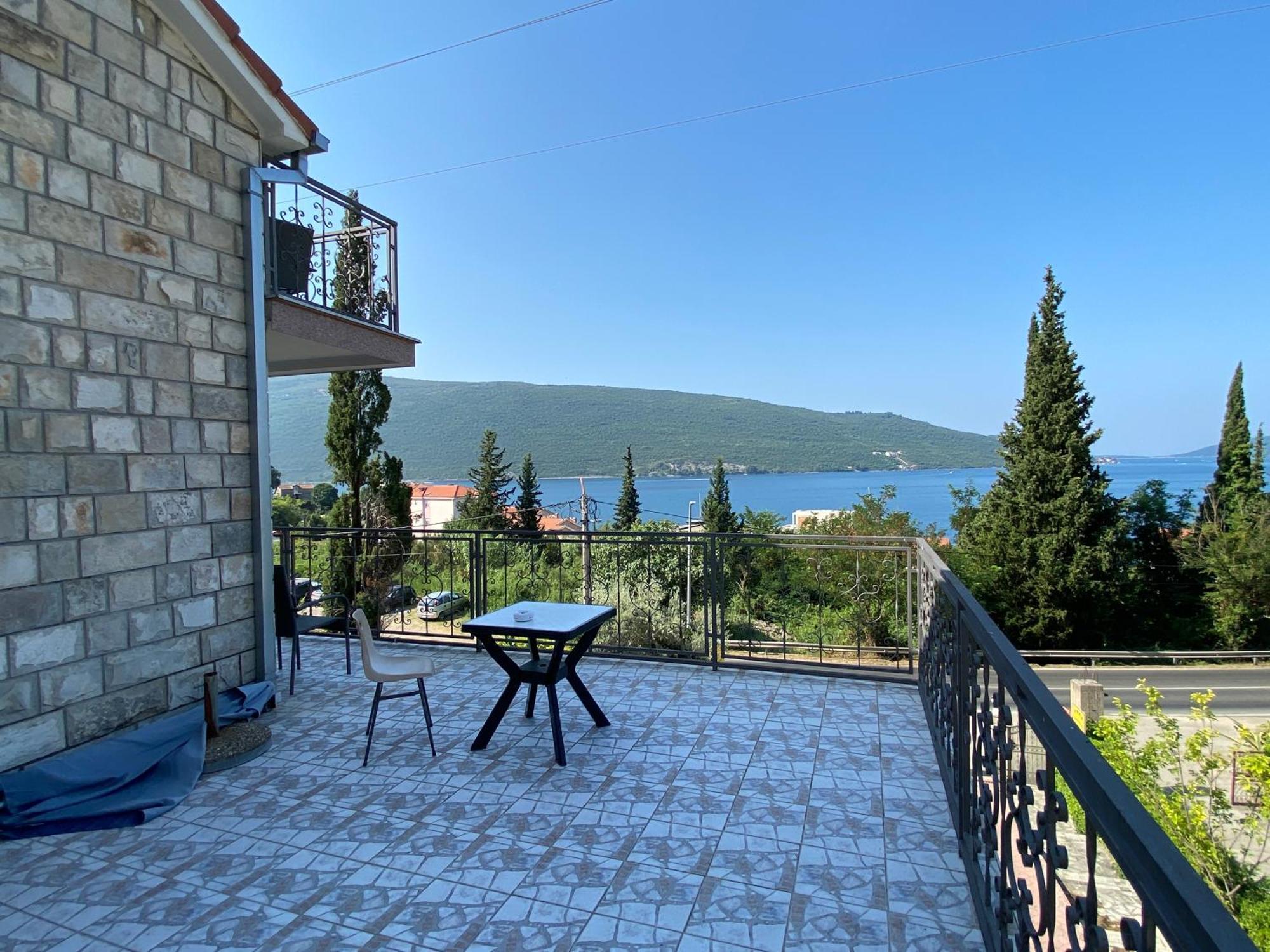 Vila Corovic Kumbor Exteriör bild
